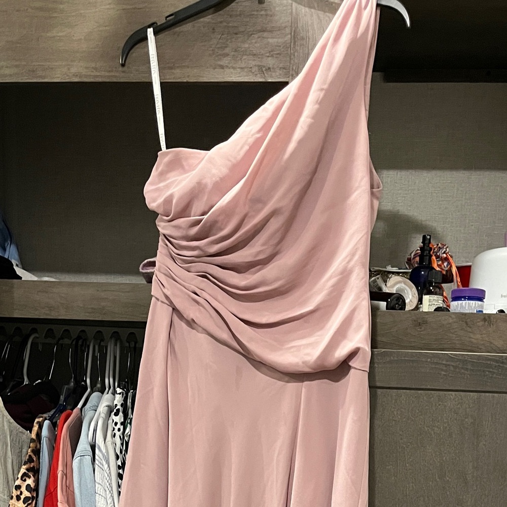 David’s bridal STYLE# F19832 in color dusty pink